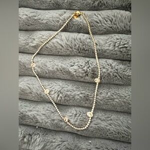 Elegant Gold Necklace with Crystal Accents